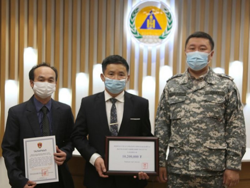 Вьетнам иргэд 10 сая төгрөг хандивлалаа