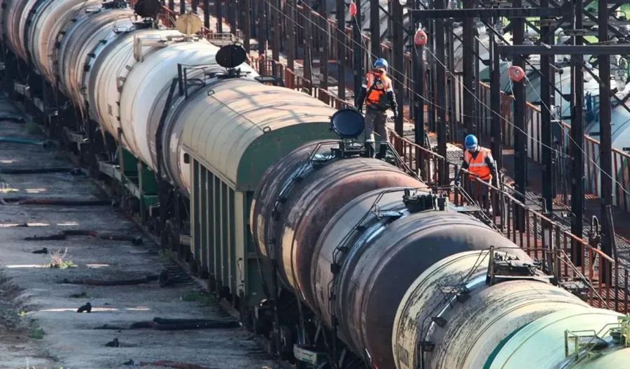 Монголын компаниуд БНХАУ-аас 10 дугаар сард бензин авахаар захиалжээ.