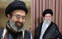 Иран Али Хаменеин хүүг улсын дараагийн дээд удирдагчаар сонгожээ