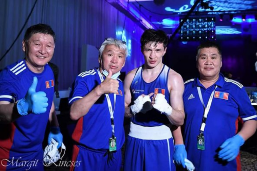 Монголын баг тамирчдаас 3 боксчин Ази тивийн аваргын төлөө тулалдана.