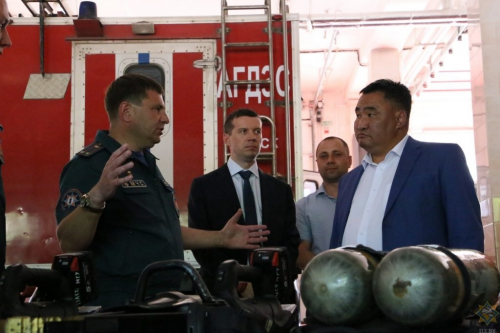 ОБЕГ: Франц болон Беларусь улсад ажиллаад ирлээ