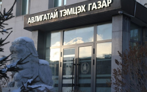 Н.Тэмүүлэн: Хөгжлийн банкны чанаргүй зээлдэгчдийн дансыг хааж, үл хөдлөх хөрөнгийг битүүмжилсэн