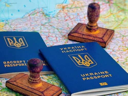 Украины парламент давхар иргэншлийг зөвшөөрөх хууль батлав