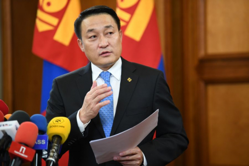 УИХ-ын дарга Д.Амарбаясгаланг үүрэгт ажлаас нь чөлөөллөө