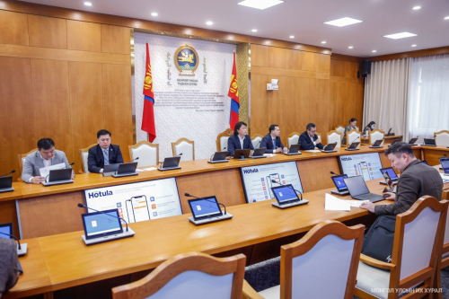 Инновац, цахим бодлогын хөгжлийн дэд хороо "Нийслэлийн цахим шилжилтийн төслүүд"-ийн талаарх мэдээллийг сонслоо