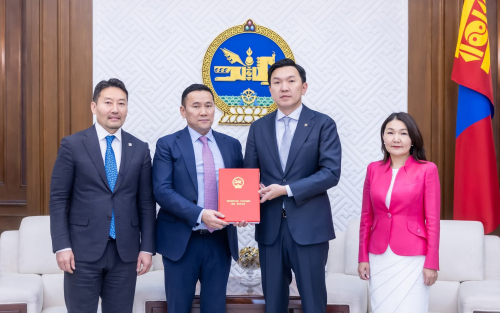 Худалдаа, аж үйлдвэрийн танхимын тухай хуулийн шинэчилсэн найруулгын төслийг өргөн мэдүүлэв