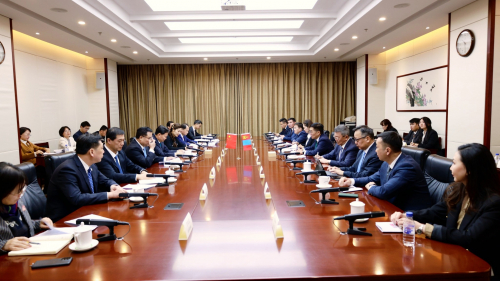 БОУАӨ-ийн сайд Б.Батбаатар БНХАУ-д албан томилолтоор ажиллаж байна